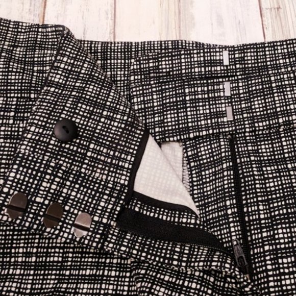 Loft by Ann Taylor Julie "Skinny" fit Pants - Picture 14 of 16